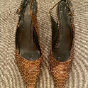 Sophisticated Brown Slingback Heels with Snakeskin Texture